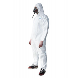 Disposable protective coverall 5/6 size M